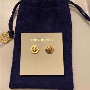 NWT Tory Burch Hex-Logo stud earning with dust bag